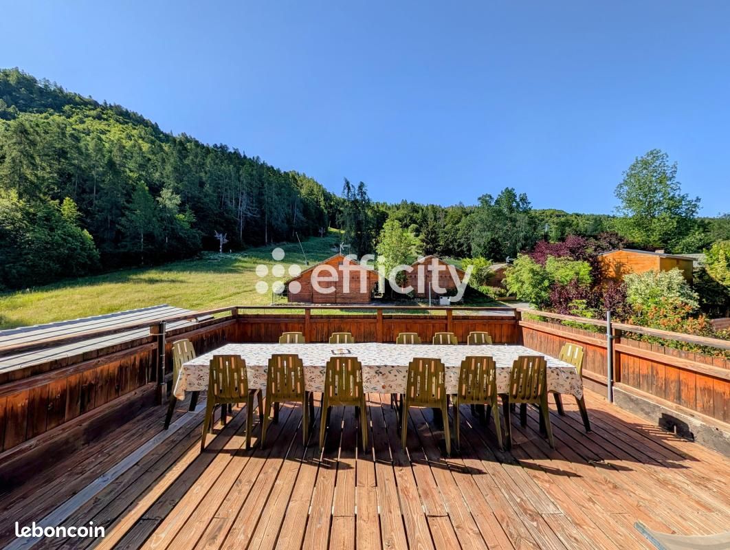 Appartement 6 pièces 160 m² · à Saint-Léger-les-Mélèzes · 160 m² · 349 000 €