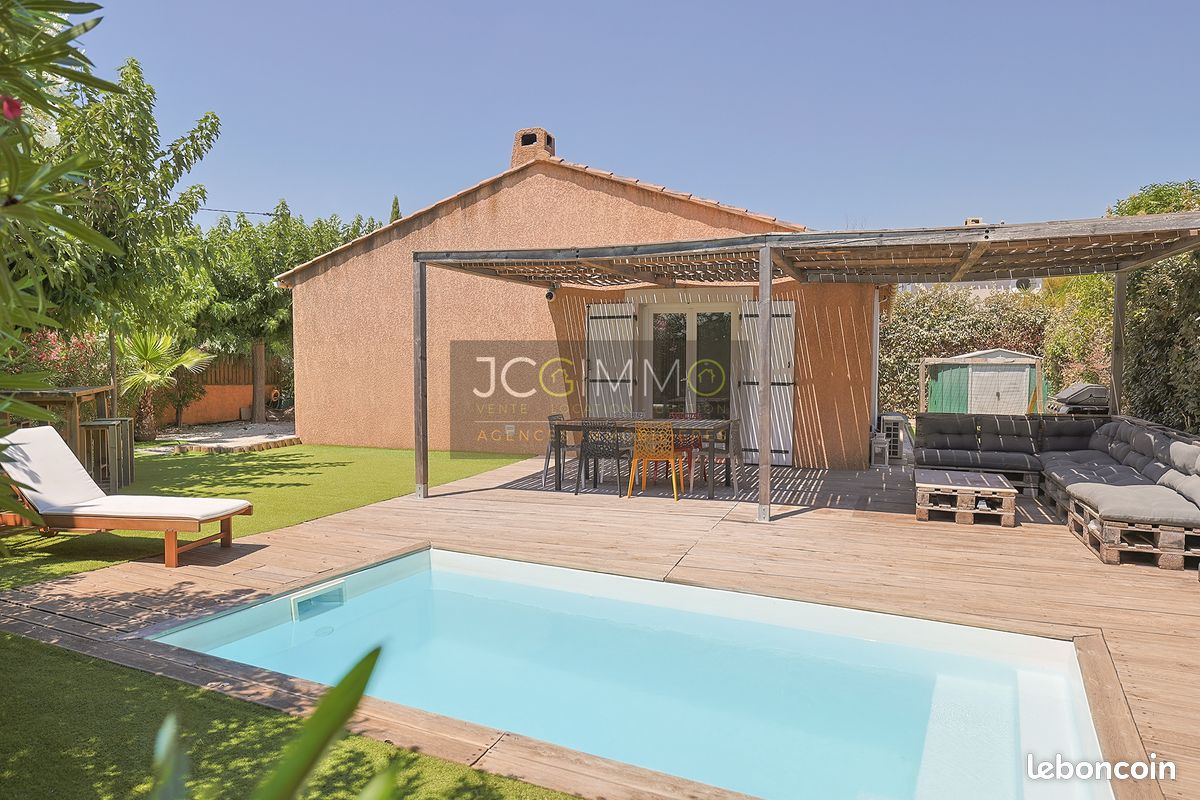Maison 4 pièces 92 m² · à Pierrefeu-du-Var · 92 m² · 469 000 €