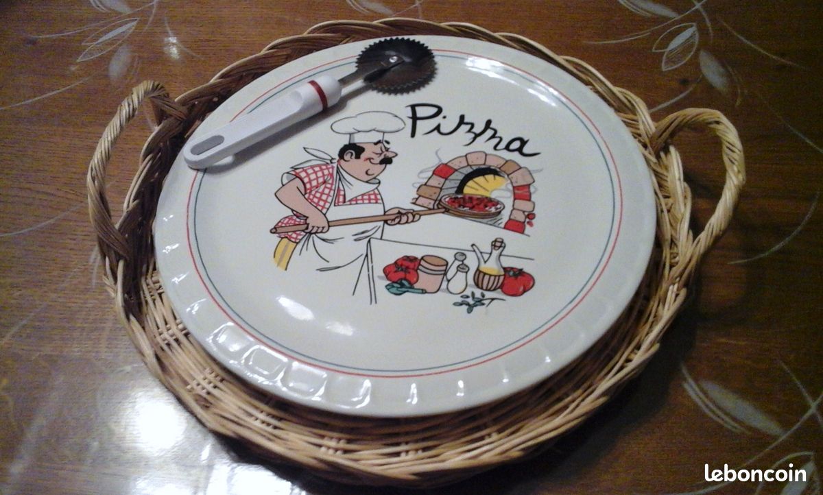 Plat a pizza sa roulette et son panier (image 1)