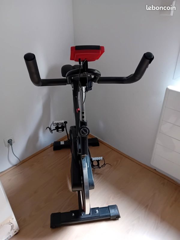 Velo d'appartement roue inertie (image 1)