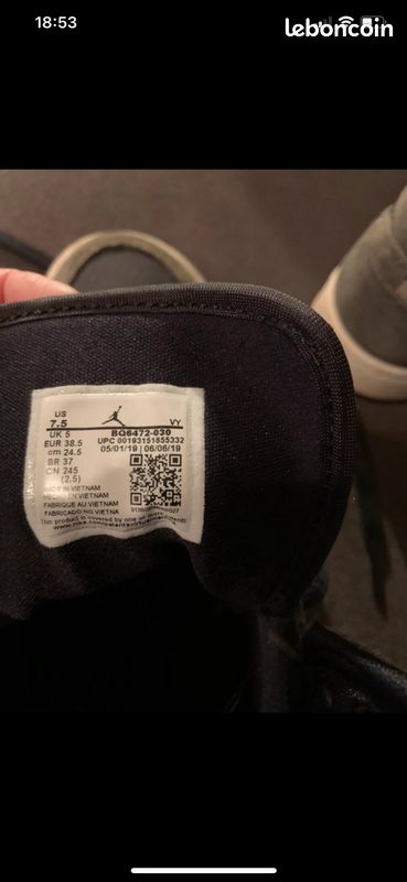 Air Jordan noir et kaki (image 8)