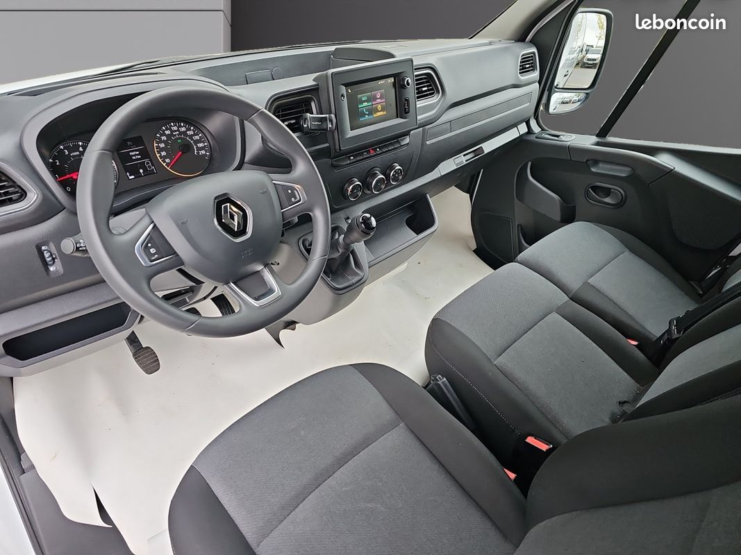 RENAULT MASTER III (2) 2.3 MASTER FOURGON L2H2 BLUE DCI 135Ch Garantie 12 mois (image 2)