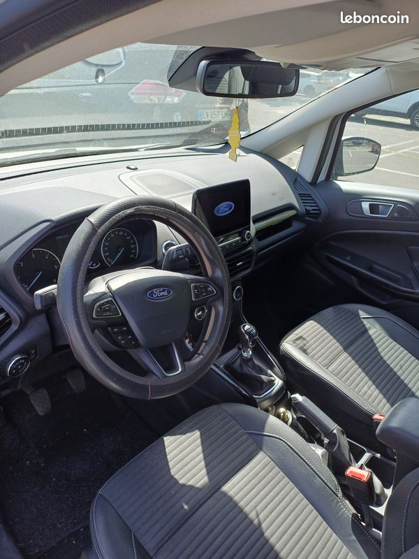 Vend voiture ford echo sport - Voitures