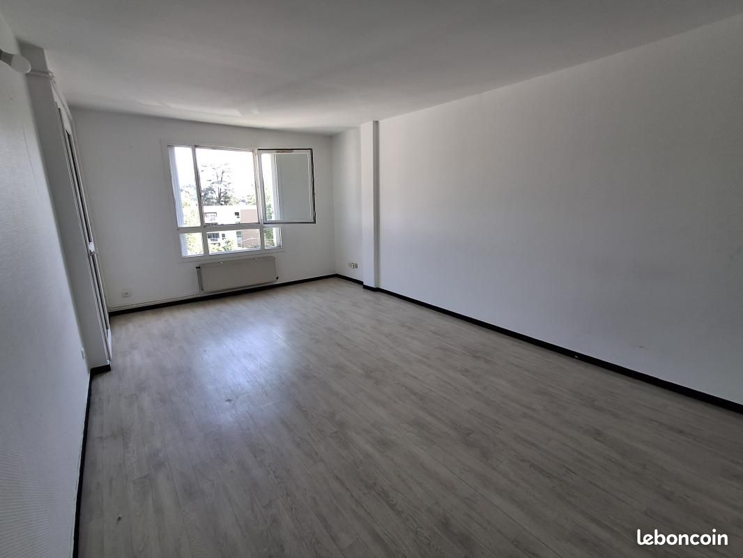 Appartement 3 pièces 77 m² · à Rives · 77 m² · 143 000 €