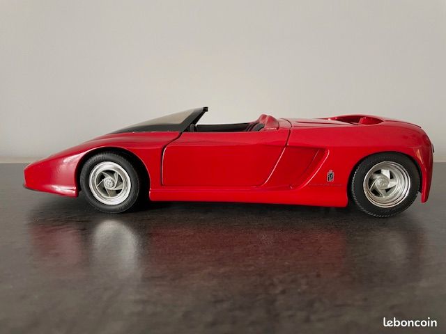 Ferrari Mythos Pininfarina Cabriolet – Miniature 1/18 GUILOY, Gris Anthracite