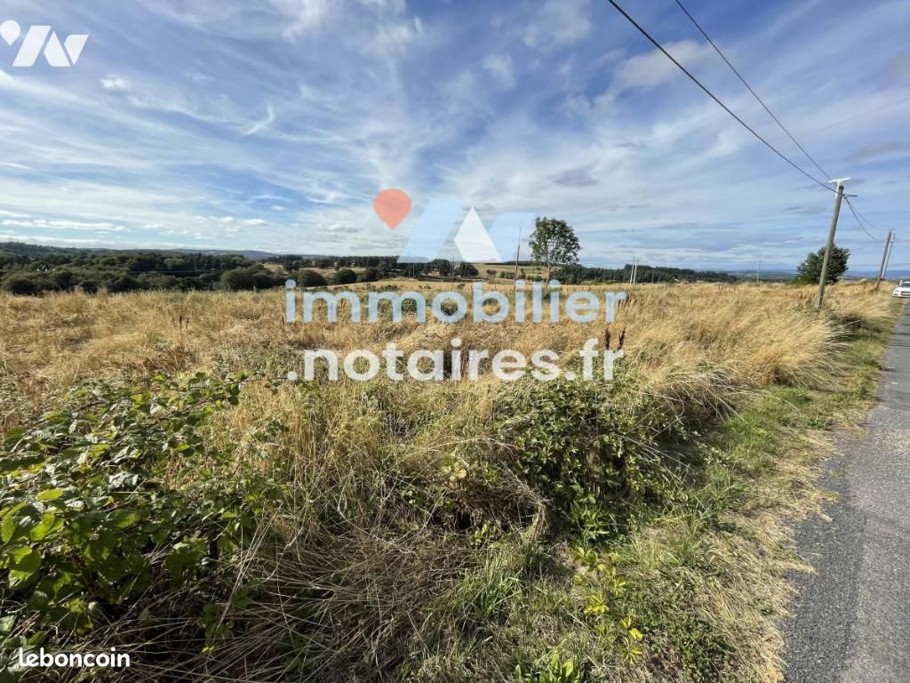 Terrain 1570 m² · à Peyre en Aubrac · 1 570 m² · 47 500 €