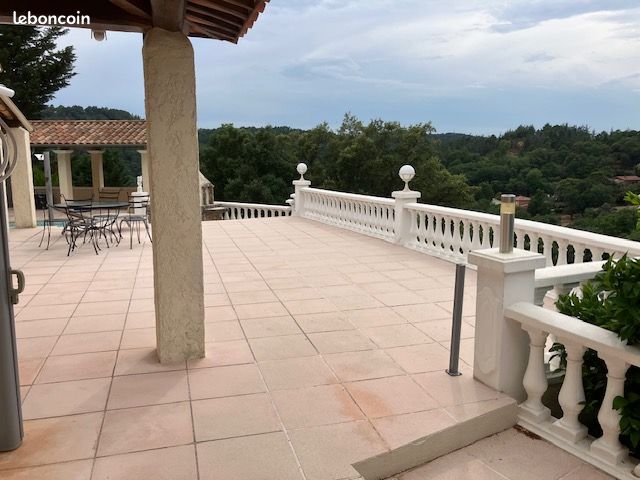 Maison 7 pièces 154 m² · à Fréjus · 154 m² · 709 000 €