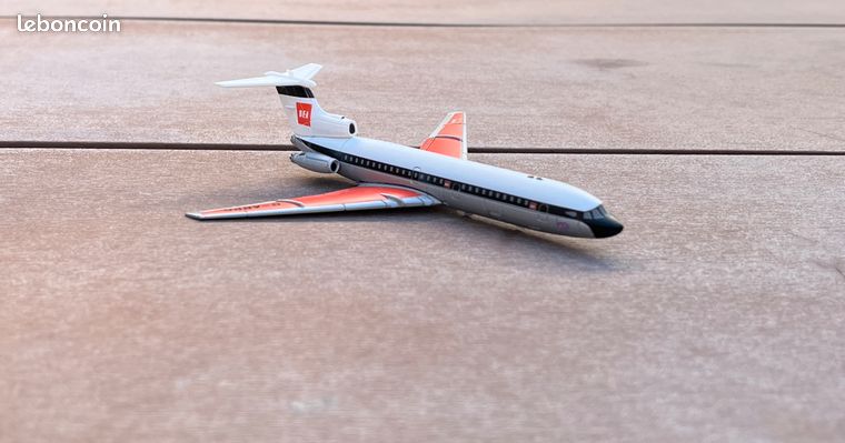 Collection Hachette - En Avion Tintin - N°031 L'Avion De Course De L'Ile Noire - Occasion