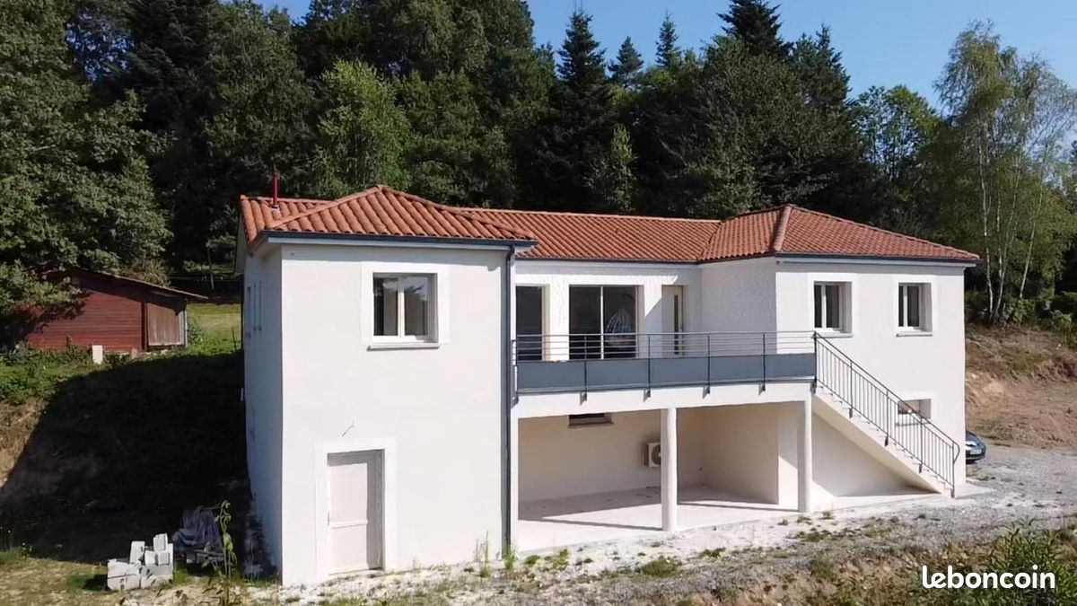 Maison 5 pièces 135 m² · à Bonnac-la-Côte · 135 m² · 230 000 €