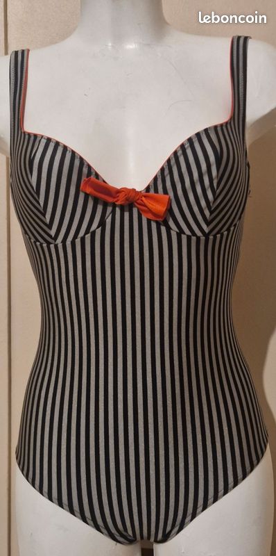 Vêtements d’occasion « maillot vintage » Toute la France