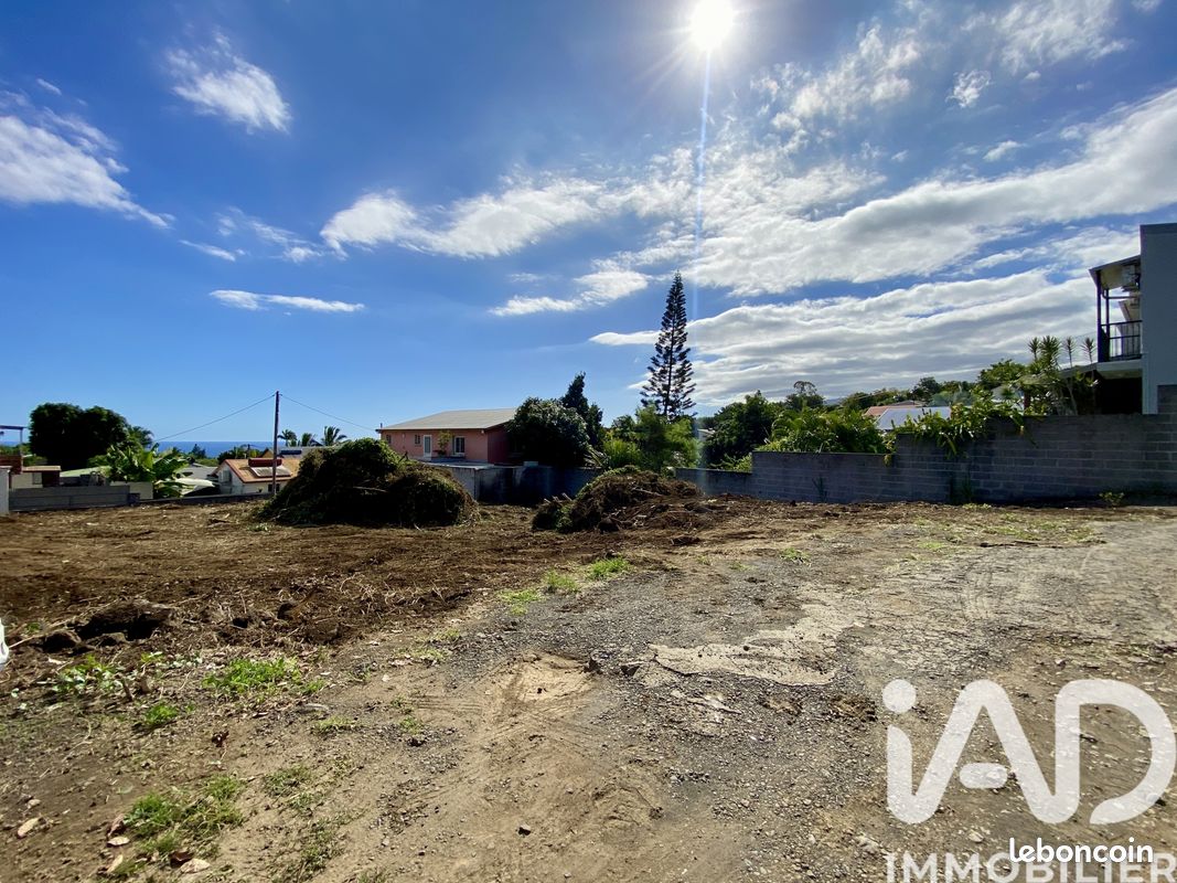 Terrain 400 m² · à Saint-Pierre · 400 m² · 156 000 €