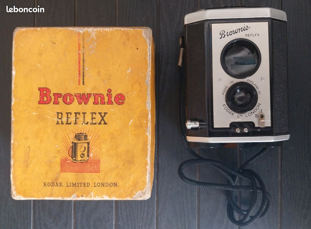 Kodak Baby Brownie en bakélite avec sa boite d'origine 1939