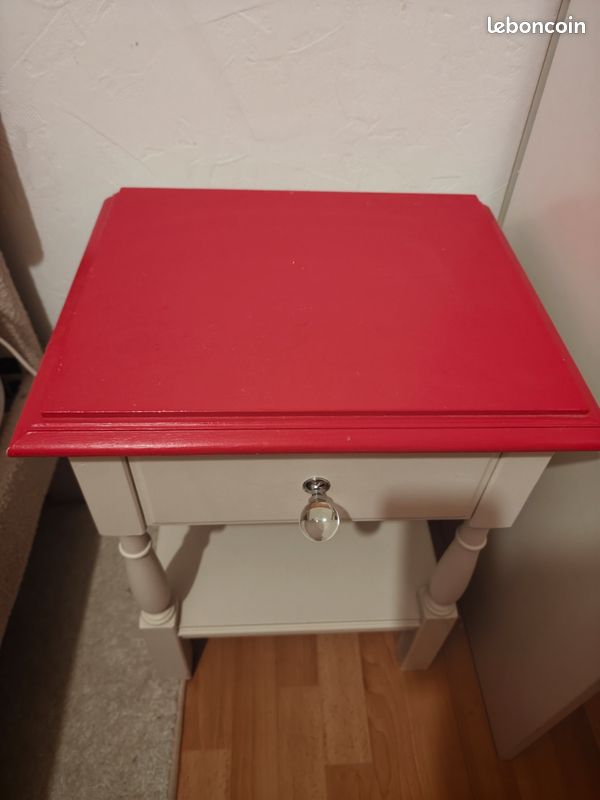 Table de chevet (image 2)