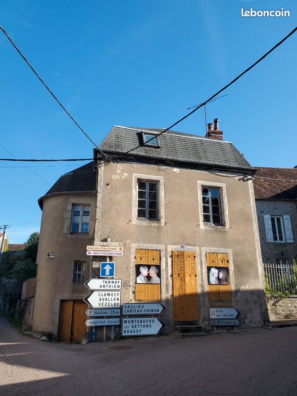 Maison 6 pièces 140 m² · à Lormes · 140 m² · 25 000 €