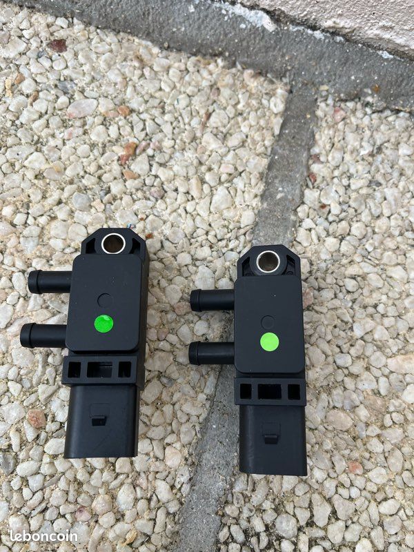 Deux capteurs gaz échappement Volkswagen polo (image 1)