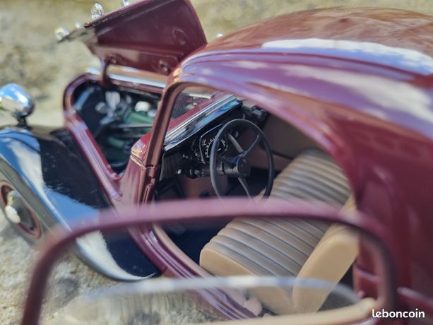 Miniature Citroën Traction Coupé Solido - Échelle 1/18 - Occasion