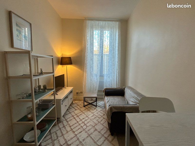 Appartement 2 pièces 25 m² · à Niort · 25 m² · 530 €/mois