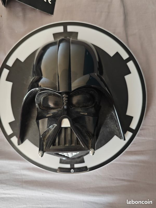 Veilleuse murale / Lampe LED Dark Vador Star Wars (image 1)