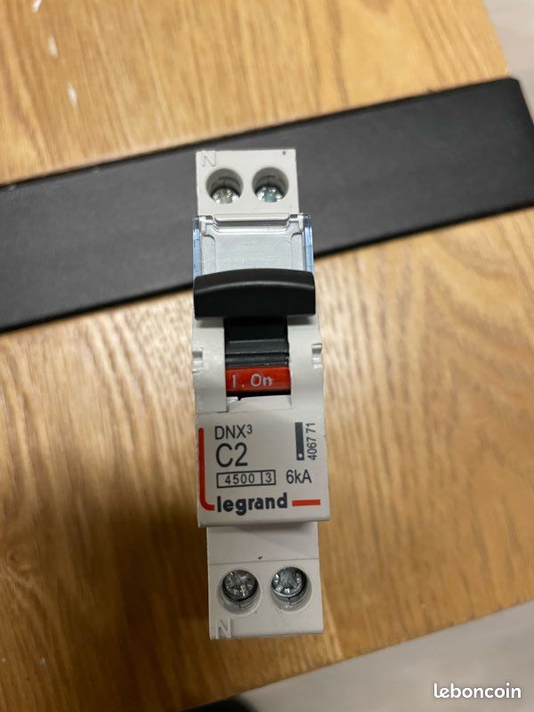 Lot disjoncteur (image 1)
