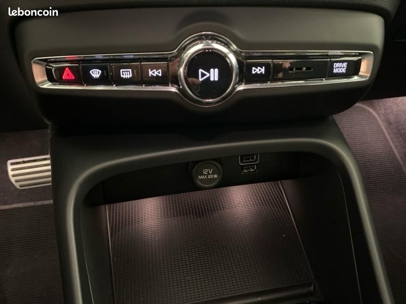 Volvo XC40 T5 Recharge 180 + 82ch R-Design DCT 7 (image 14)