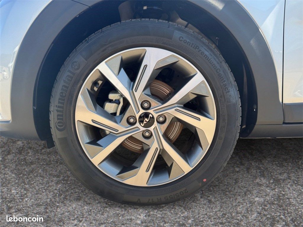 Kia Stonic 1.0 T-GDI 100 CH BVM6 GT-line (image 9)