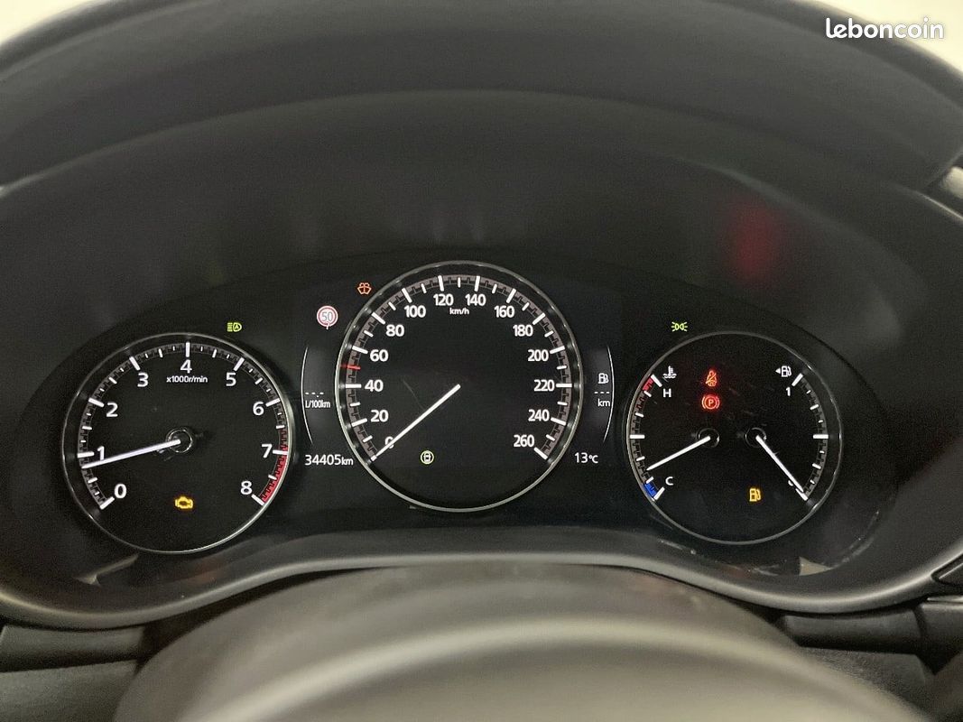 MAZDA Mazda3 5 portes 2.0L e-SKYACTIV-G M Hybrid 122 ch BVM6 Prime-Line (image 26)