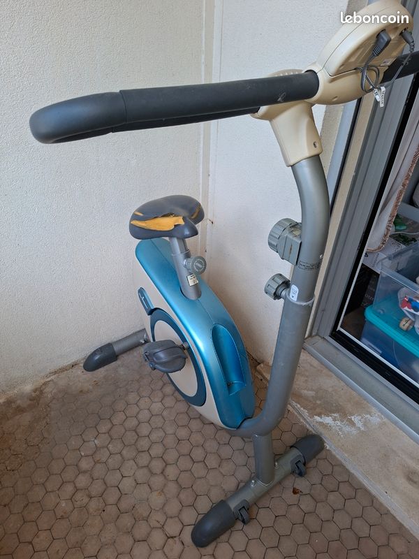 Vélo d appartement (image 2)