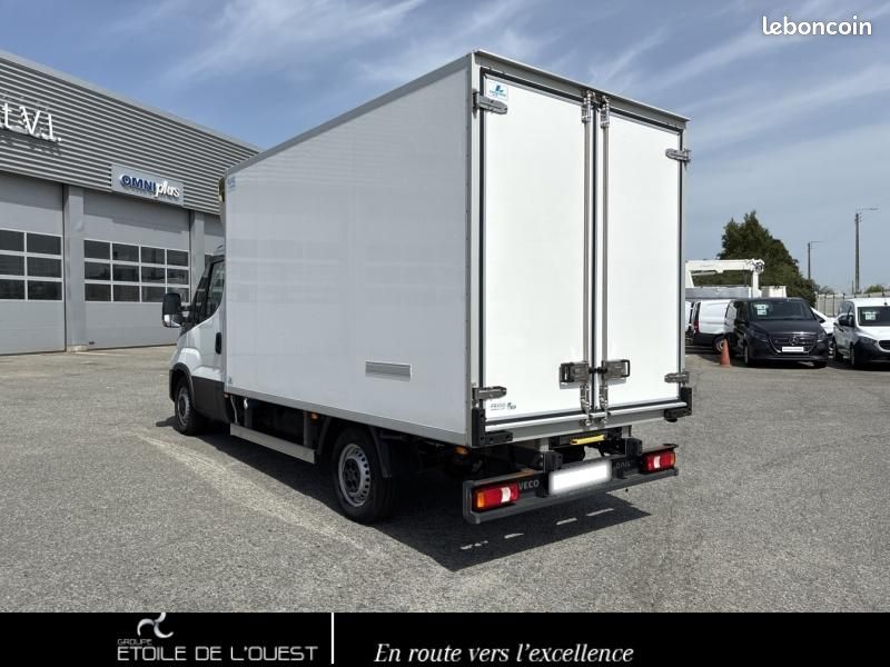 Iveco Daily 35S Fg DAILY 3.0 150CH 35S Multijet FRIGO (image 8)