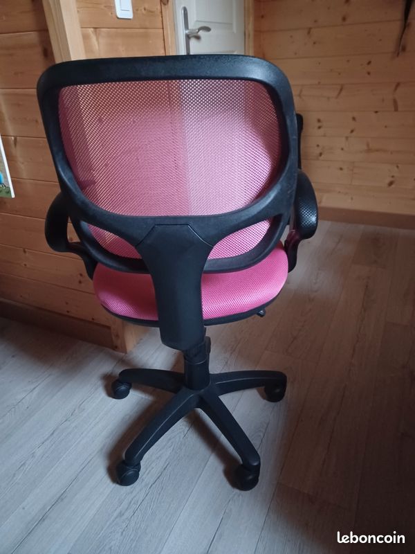 Chaise de bureau rose et noir (image 2)