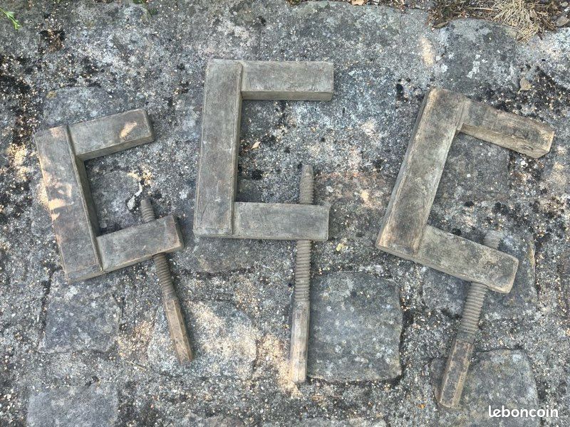 Serre joint ancien (image 1)