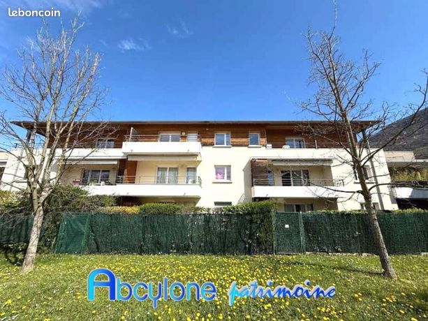 Appartement 4 pièces 77 m²