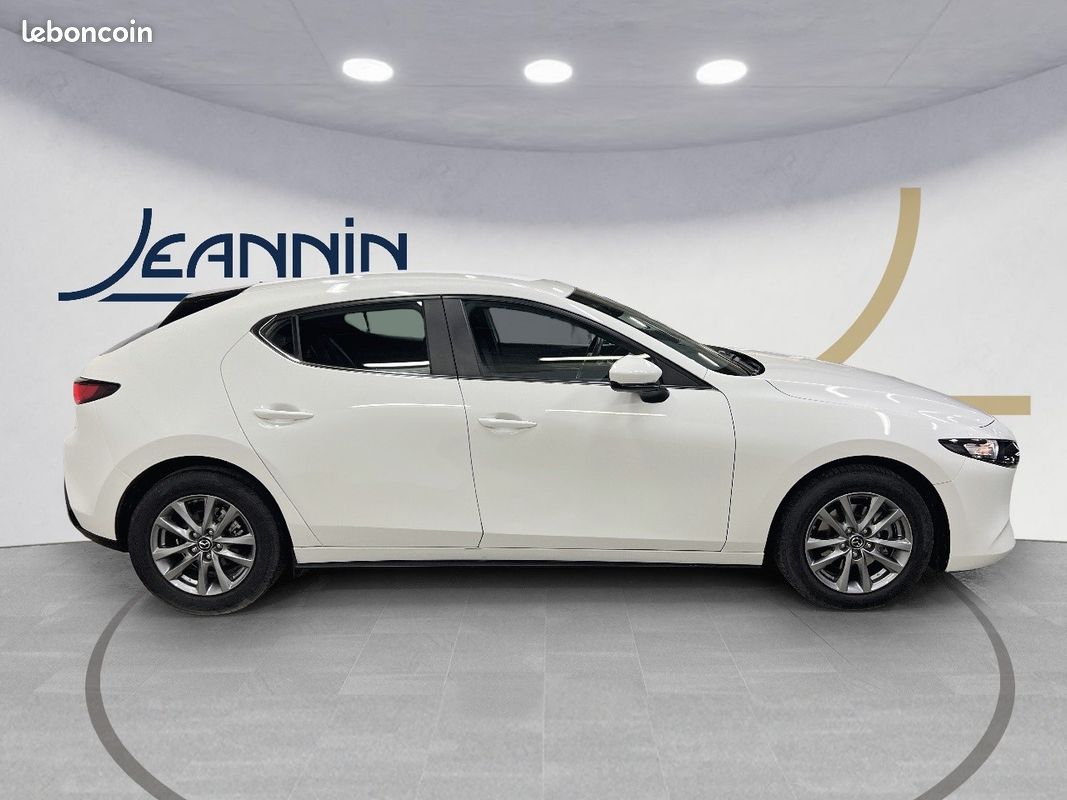 MAZDA Mazda3 5 portes 2.0L e-SKYACTIV-G M Hybrid 122 ch BVM6 Prime-Line (image 6)