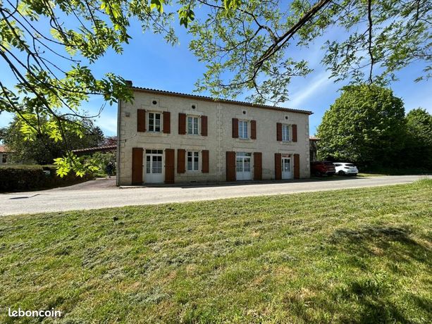 Maison 8 pièces 250 m²
