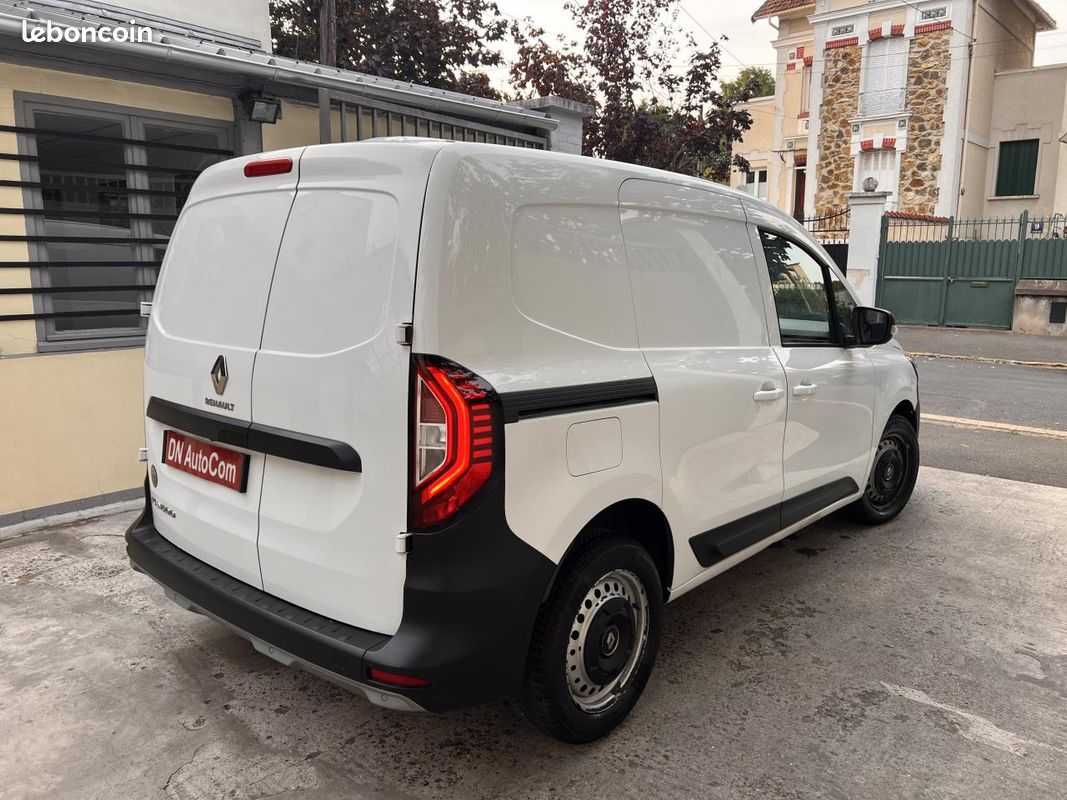RENAULT KANGOO L1 1.3 TCe - 130 - EDC III VAN FOURGON L1 Extra (image 4)