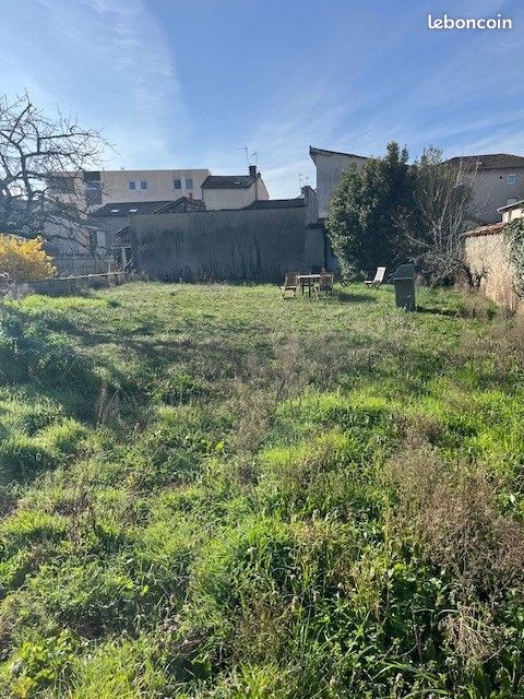 Terrain 400 m² Andrezieux Boutheon · à Andrézieux-Bouthéon · 100 000 €
