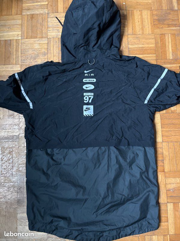 Haut Nike à capuche (image 2)