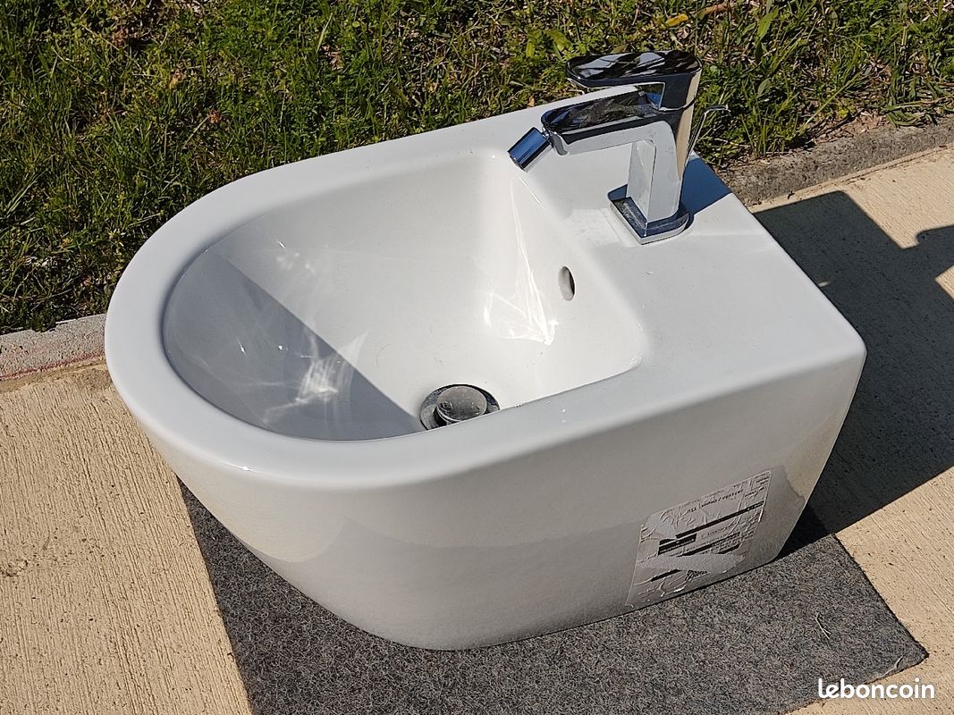 Bidet suspendu Villeroy&Boch (image 2)