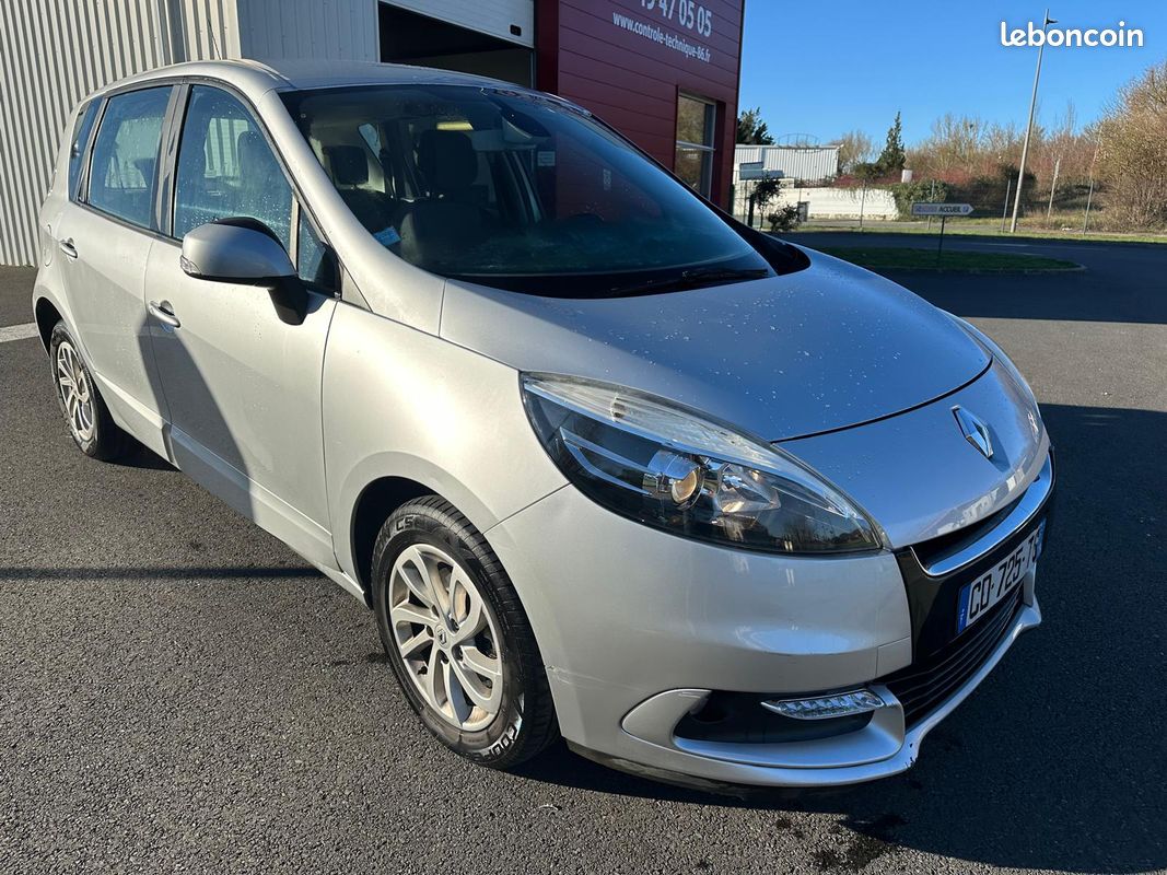 RENAULT Scénic 202000KM DIESEL 1.5 dCi 110CV (image 9)