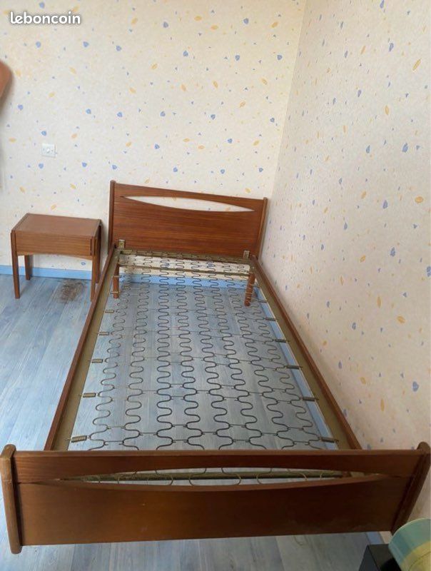 Lit 1 place + table de chevet (image 1)