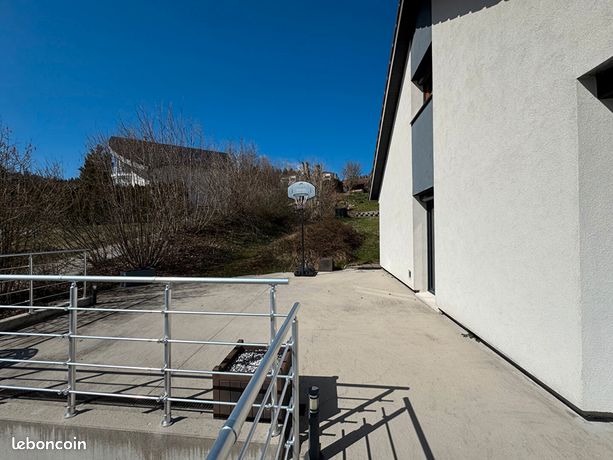 Maison 5 pièces 146 m²