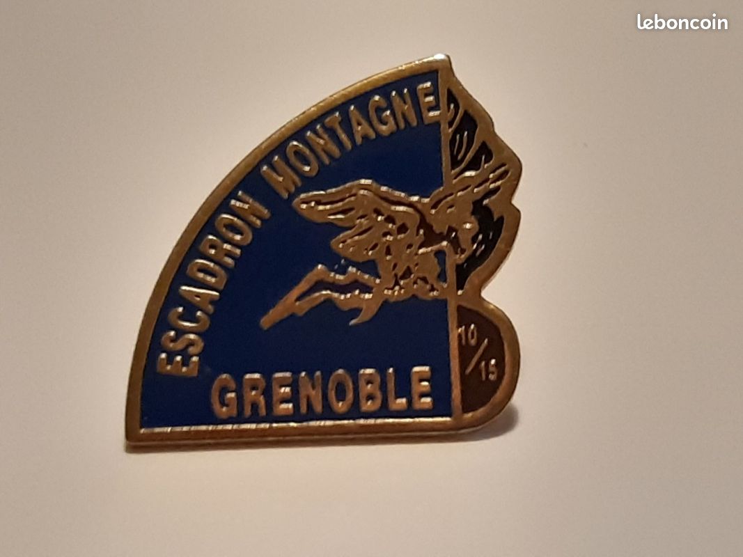 Pins Gendarmerie Nationale - Escadron de Montagne de Grenoble (image 1)
