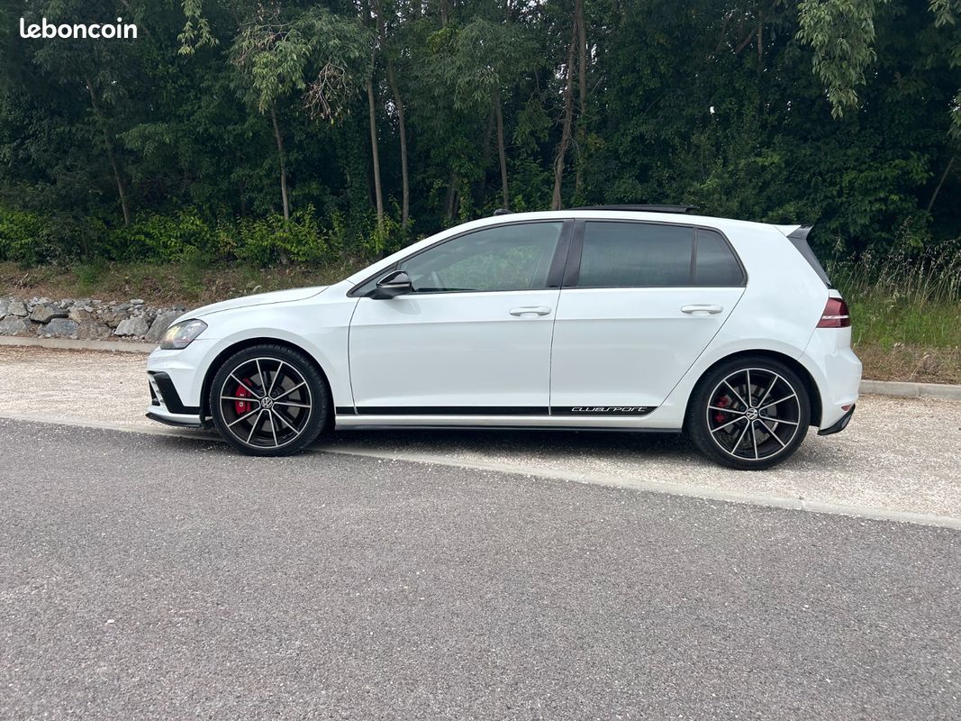 VOLKSWAGEN GOLF 7 GTI 2.0 TFSI 16V 265 ch Club Sport Toit Ouvrant Sièges Récaro GPS Garantie 12 mois (image 9)
