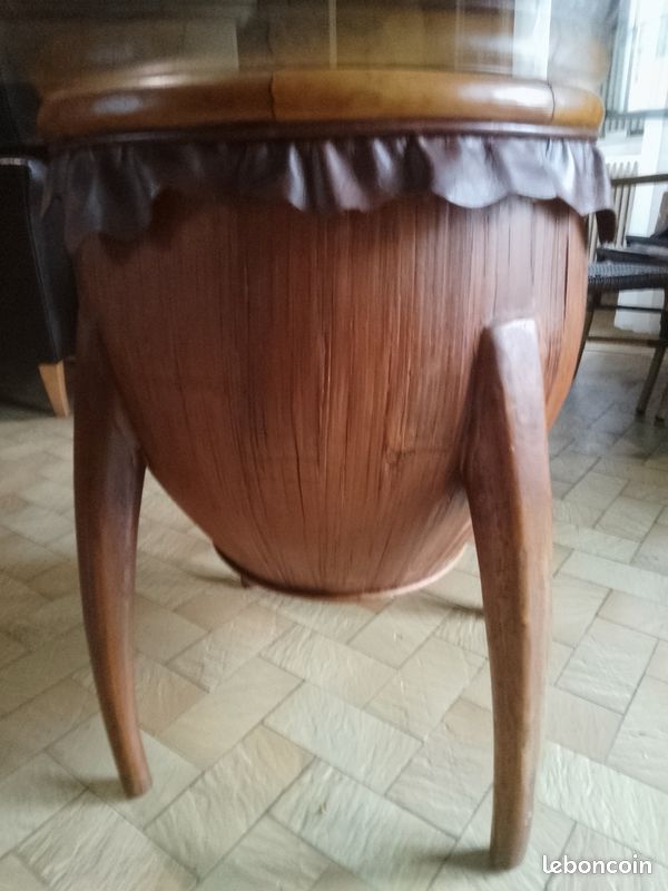 Table en verre exotique (image 5)
