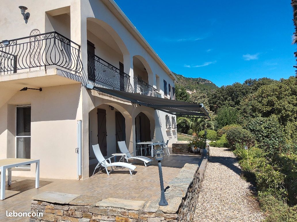 Maison 7 pièces 200 m² · à Cervione · 200 m² · 640 000 €