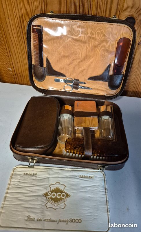 trousse de toilette ancienne | Puces Privées