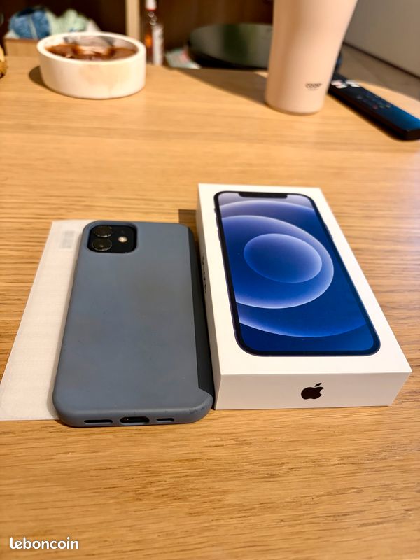 IPhone 12 64Go Bleu en Très Bon Etat + 1 coque, chargeur et verre trempé (image 5)