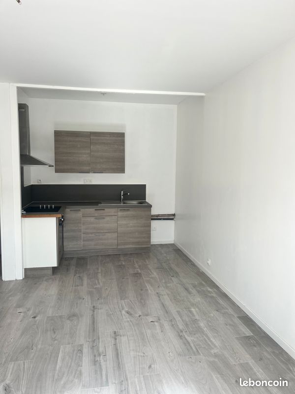 Appartement 3 pièces 48 m² · à Landerneau · 48 m² · 750 €