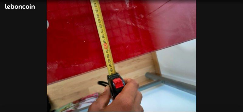 Bureau verre rouge pieds alu idéal étudiant (image 5)