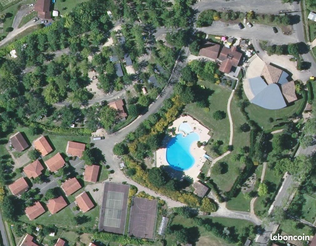 Gîte à Montpezat-de-Quercy avec piscine – Camping Le Faillal (image 9)