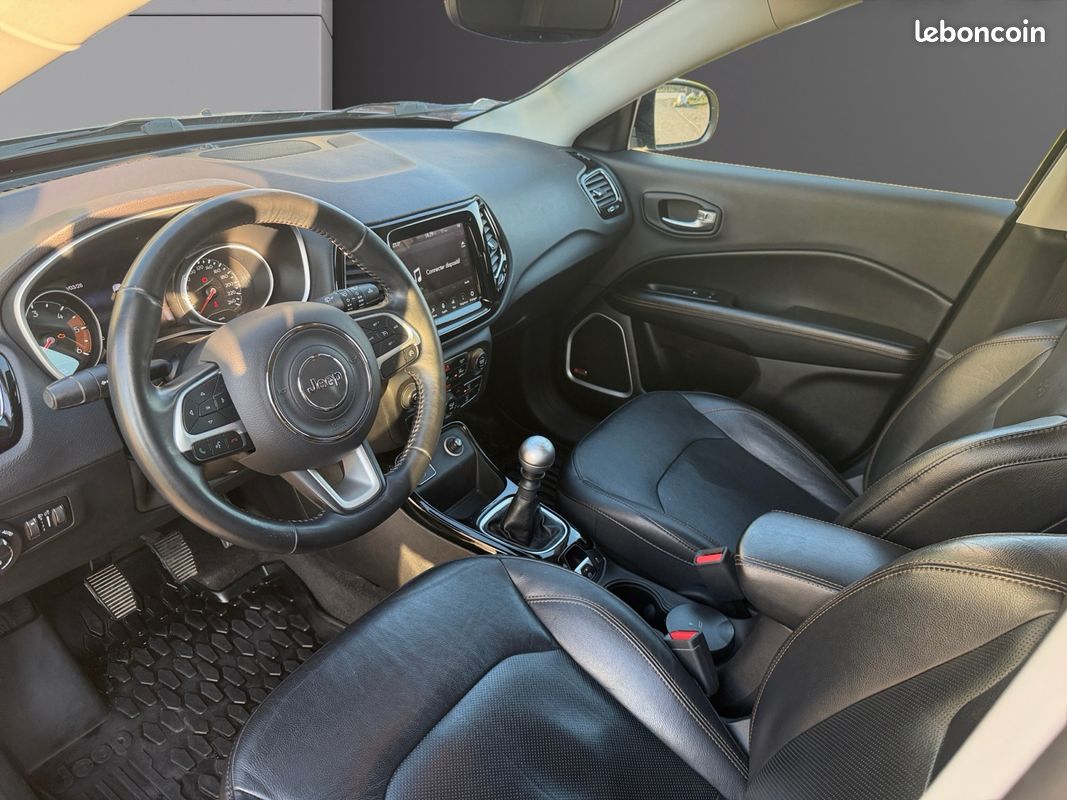JEEP COMPASS 1.6 MJT 120 SPORT 4X2 120Ch Garantie 12 mois (image 12)